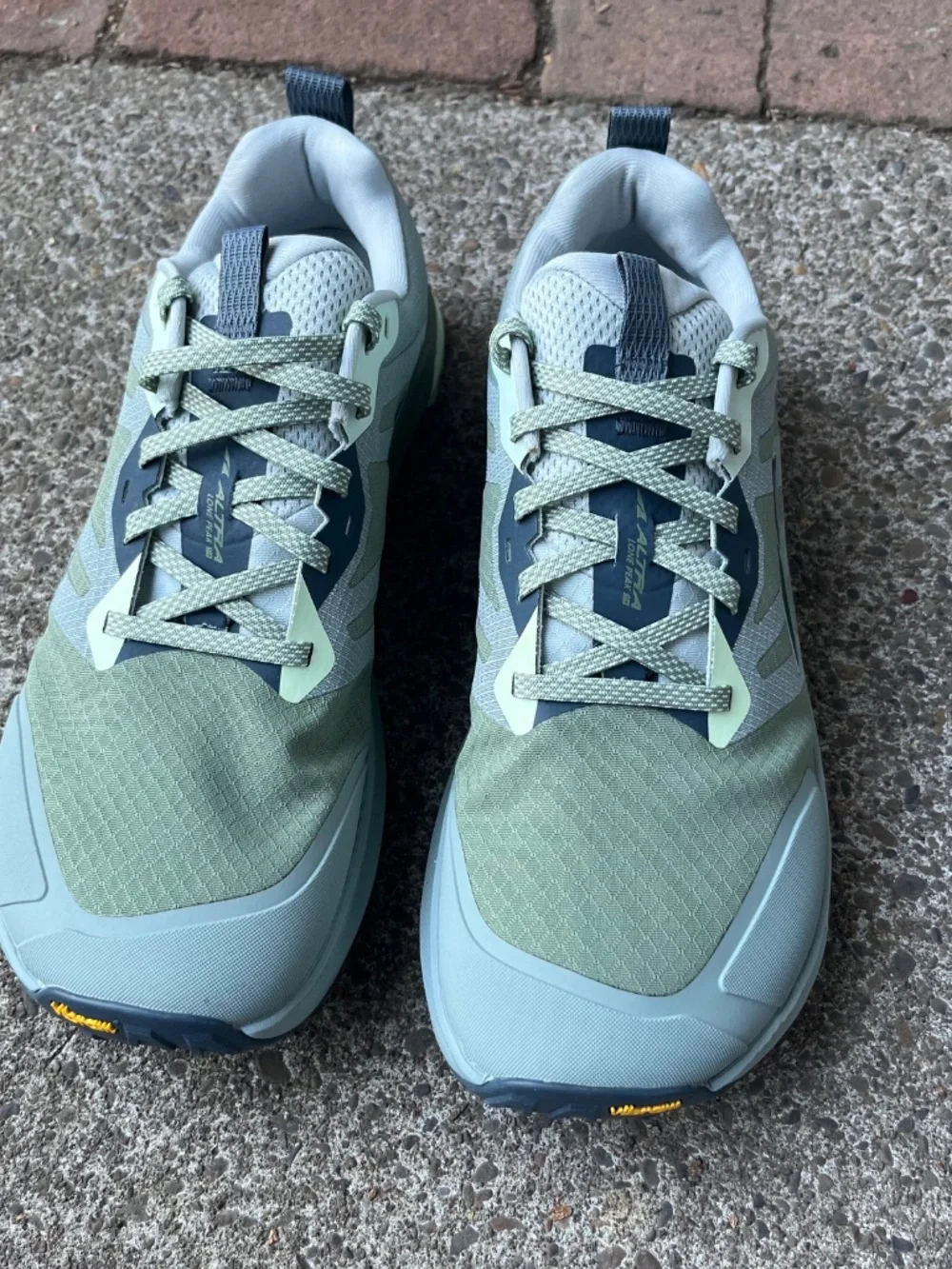 Altra Lone Peak 9+ women’s 12